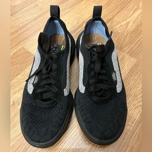 VANS ULTRARANGE VR3 SHOE